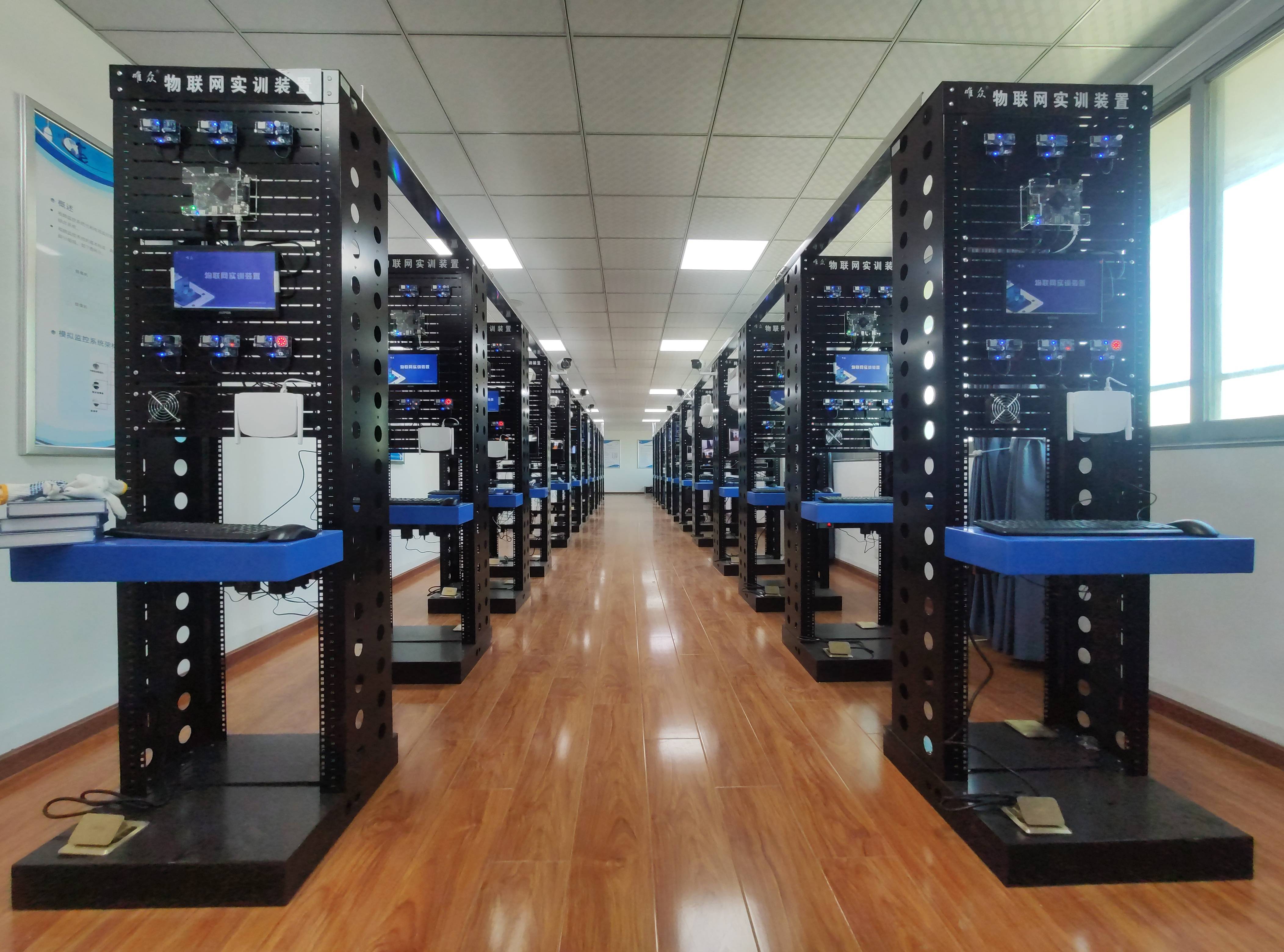 物業智能化浪潮 建筑智能化控制設備的發展趨勢與未來展望